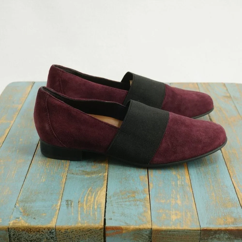 Clarks Unstructured Womens Un Blush Loafers Size 5 M Burgundy Red Black Suede - Picture 2 of 11